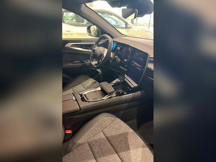 Renault Austral Techno E-tech Full Hybrid 200 foto 6